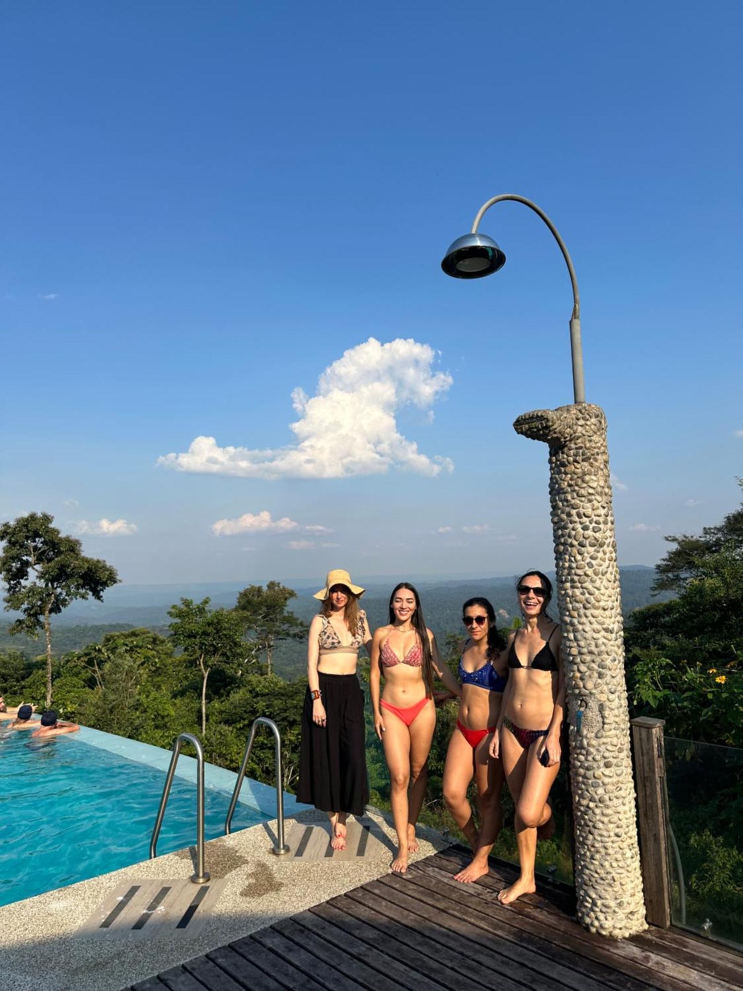 Heimatlos Amazon Lodge Puyo Ngoại thất bức ảnh