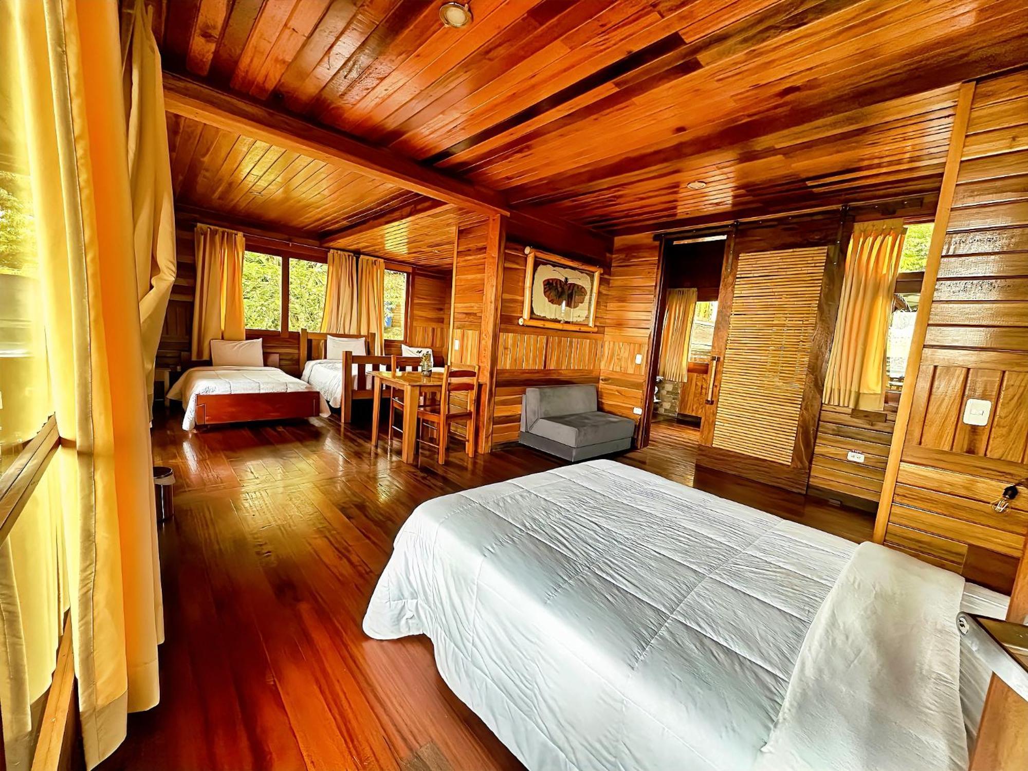Heimatlos Amazon Lodge Puyo Ngoại thất bức ảnh
