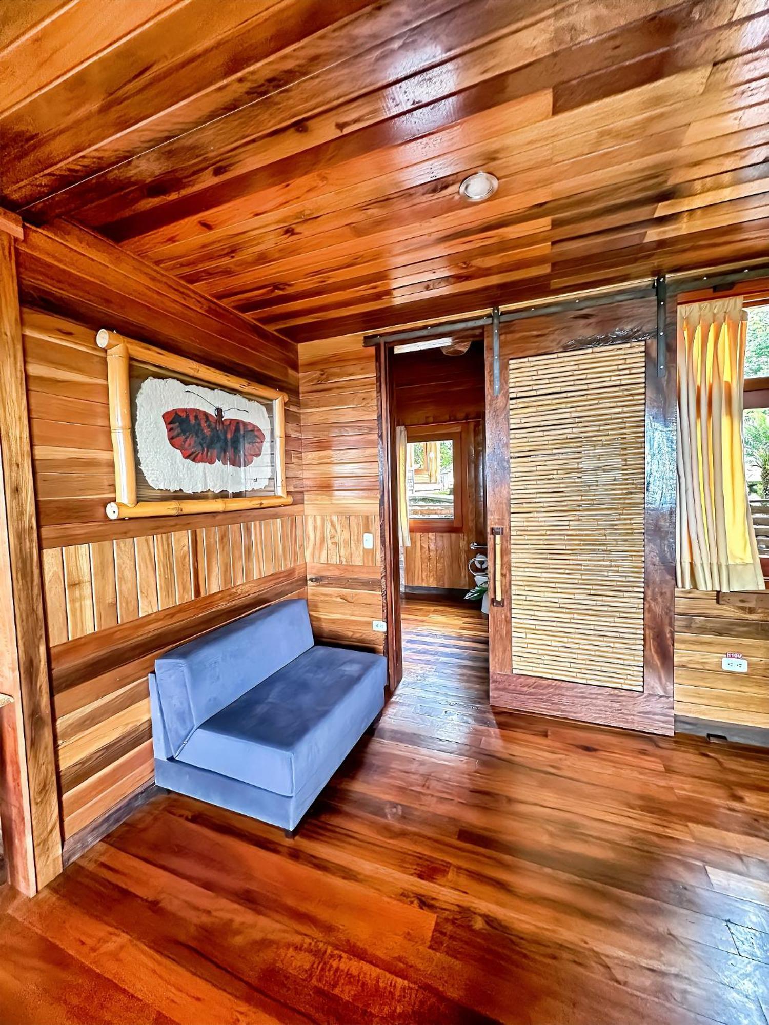 Heimatlos Amazon Lodge Puyo Ngoại thất bức ảnh