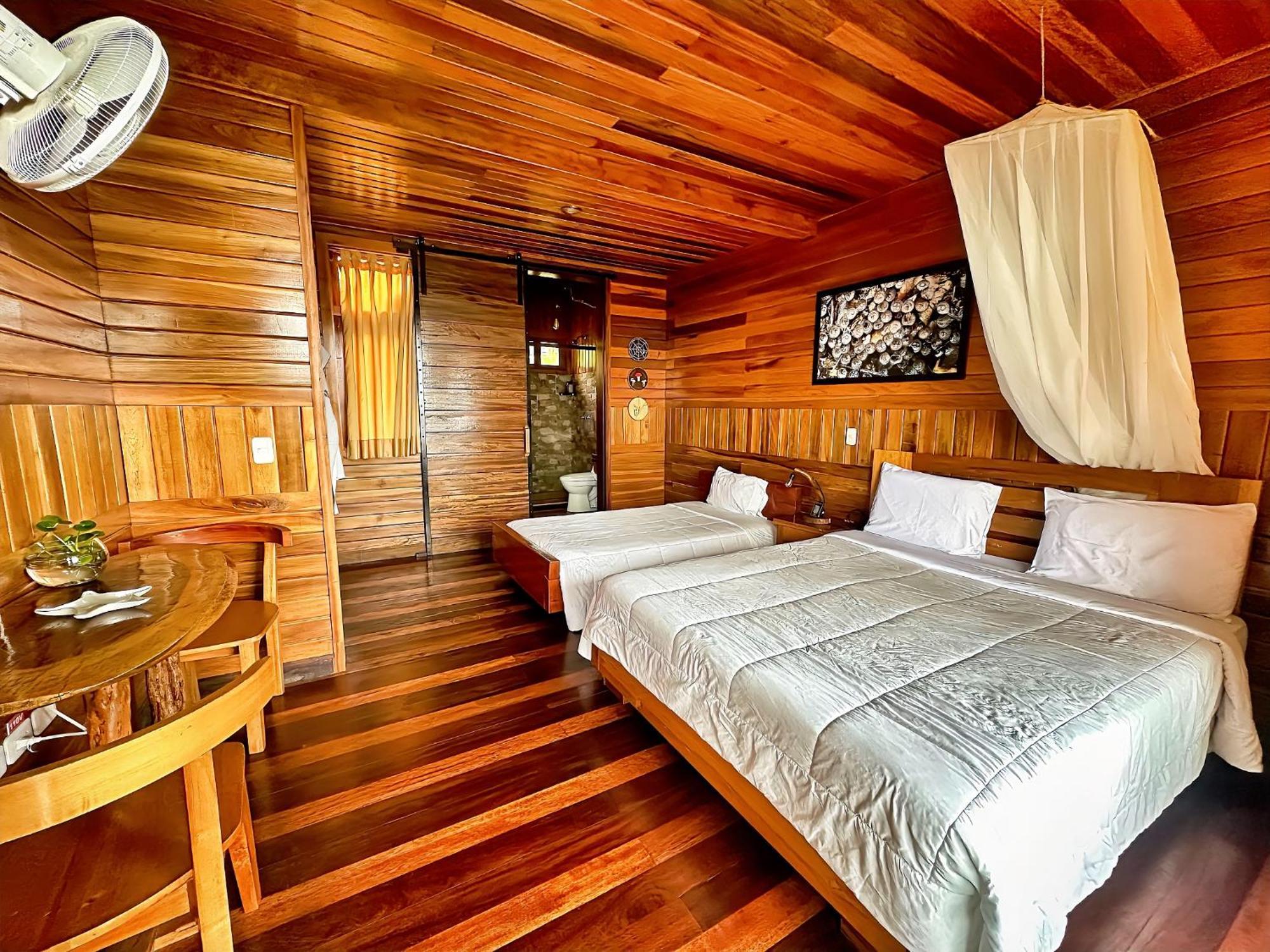 Heimatlos Amazon Lodge Puyo Ngoại thất bức ảnh
