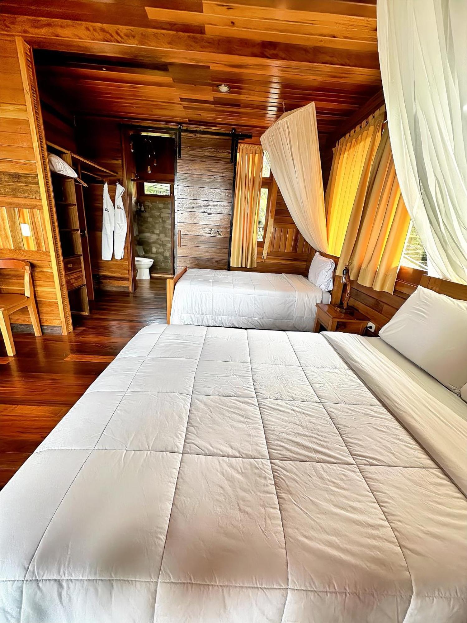 Heimatlos Amazon Lodge Puyo Ngoại thất bức ảnh