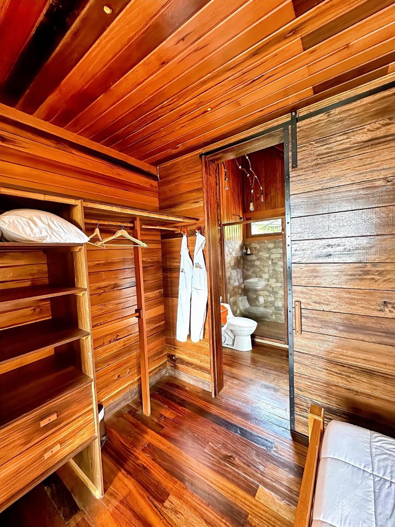 Heimatlos Amazon Lodge Puyo Ngoại thất bức ảnh